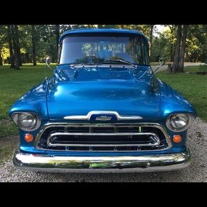 Meet your Posher, Dana